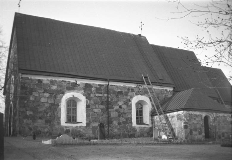File:Skederids kyrka - KMB - 16001000076244.jpg