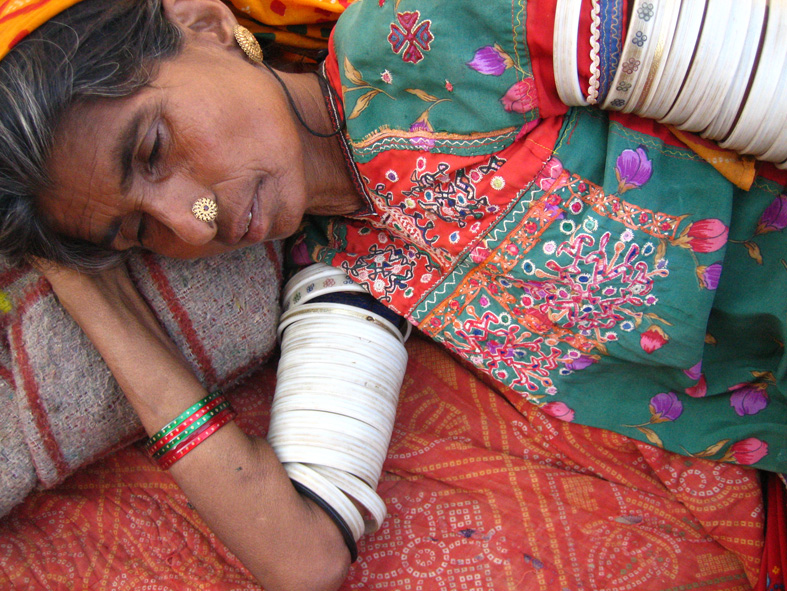 File:Sleeping Kutchi.jpg