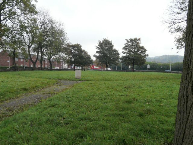 File:St Paul's Graveyard - geograph.org.uk - 1024609.jpg