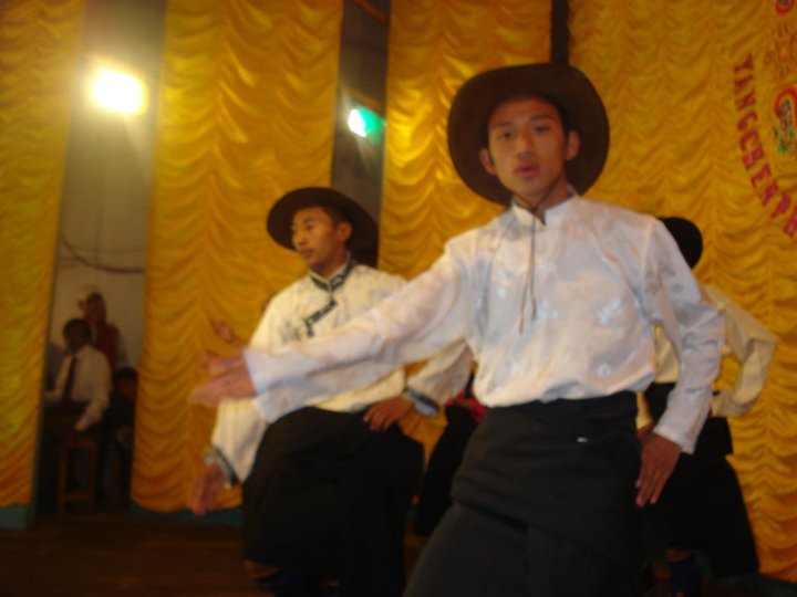 File:Students performing Cultural dance.jpg