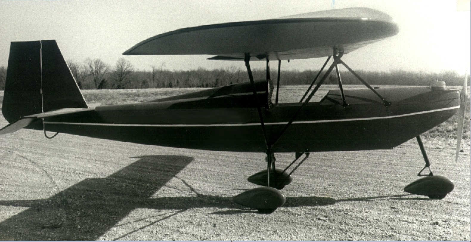 Остер самолет. Parasol Wing.