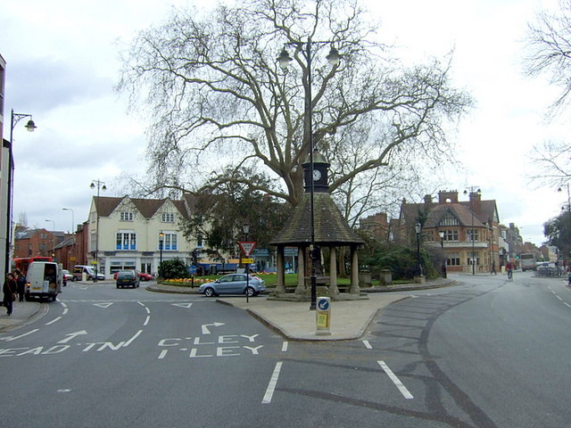 File:The Plain, Oxford.jpg