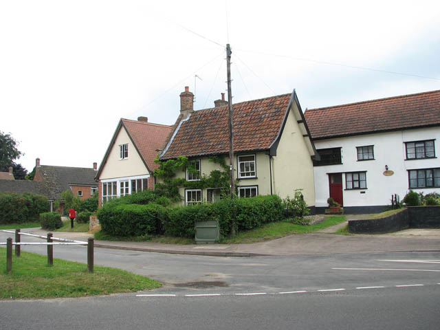 File:The Street meets Church Hill - geograph.org.uk - 1384424.jpg