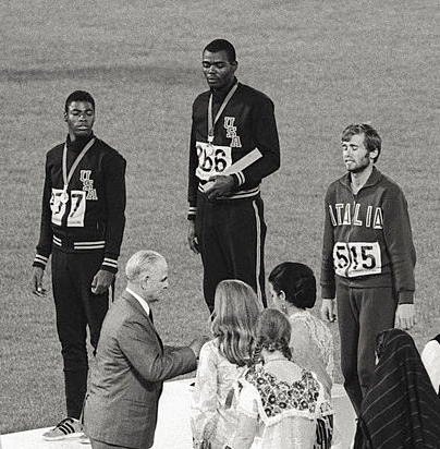 Eddy Ottoz (à droite) lors des Jeux olympiques de 1968.