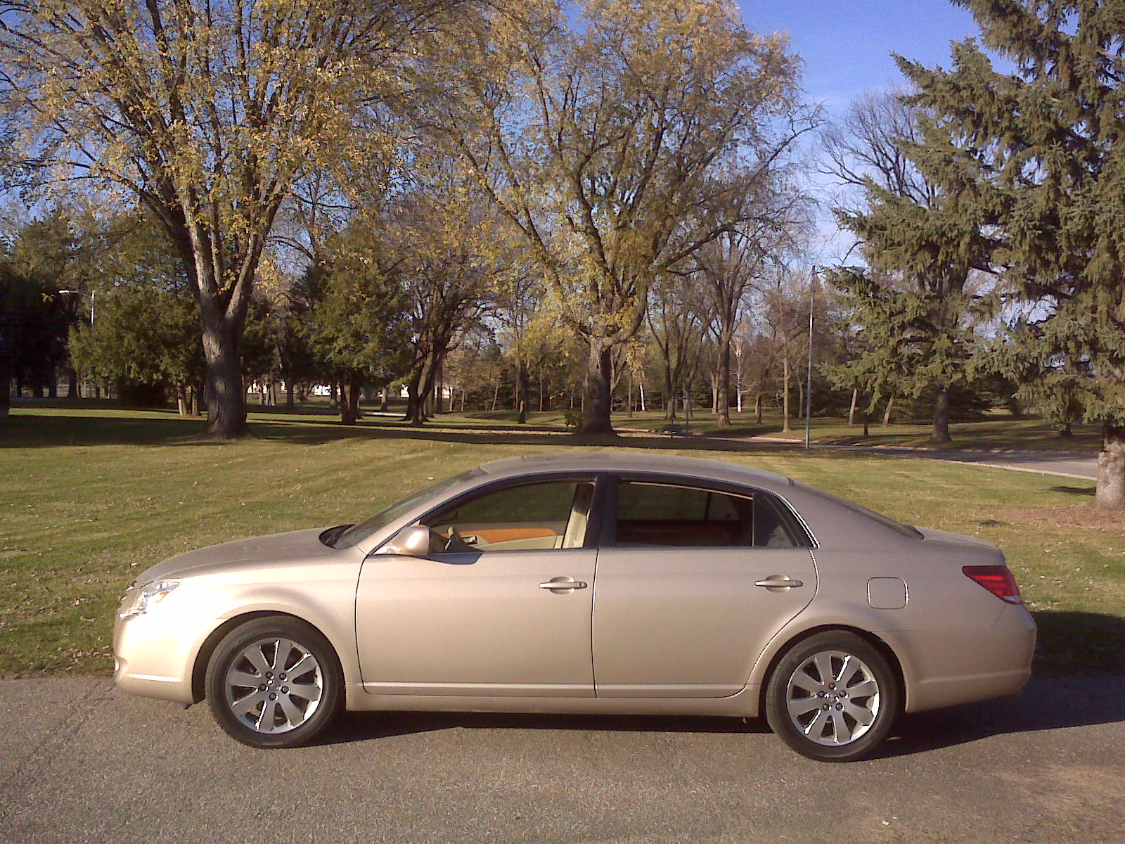 2005 toyota avalon xls edmunds #4