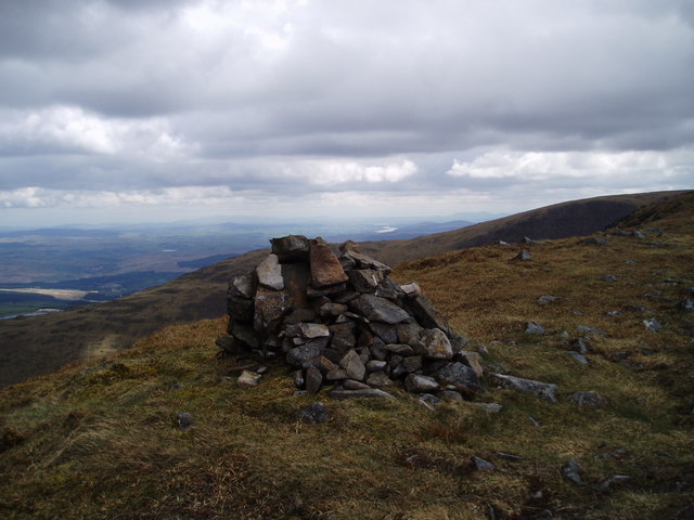 File:Cairn near Goat Craigs. - geograph.org.uk - 514246.jpg