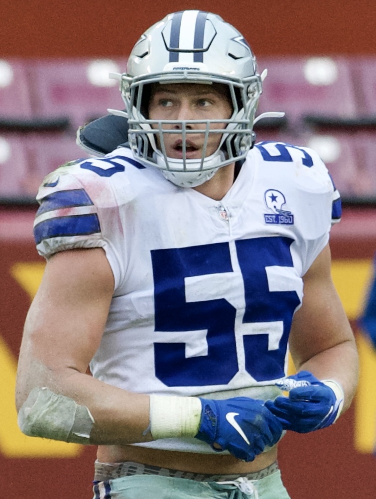 Dallas Cowboys linebacker Leighton Vander Esch (55) is seen during