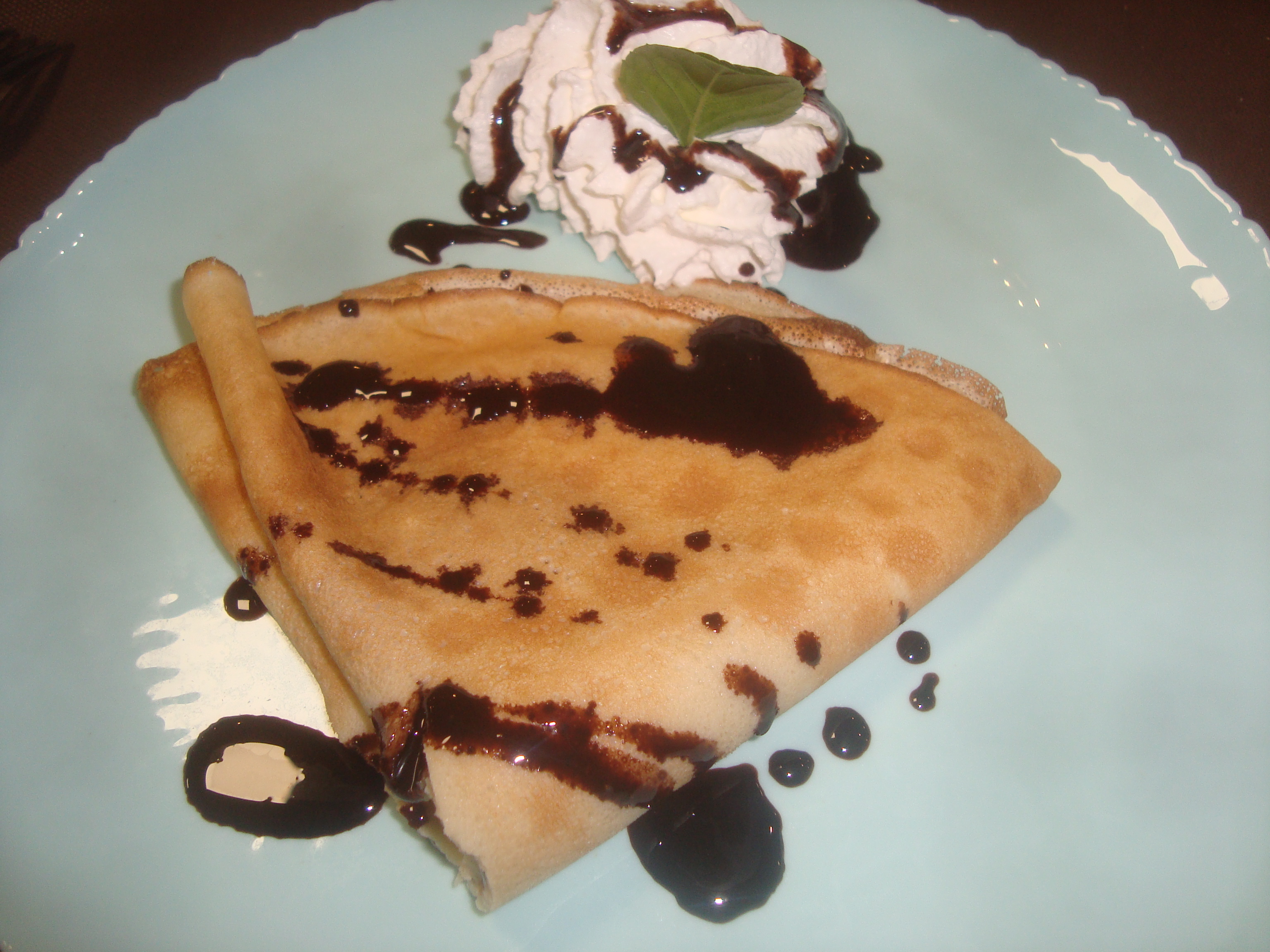 File:Crep de chocolate.jpg - Wikimedia Commons