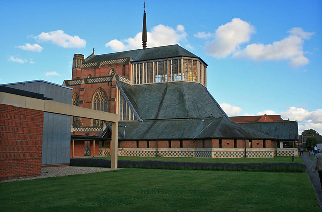 File:Douai Abbey Chapel by David Lally Geograph 3019406.jpg