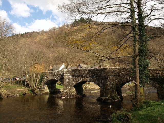 Fingle Bridge - geograph.org.uk - 1243564