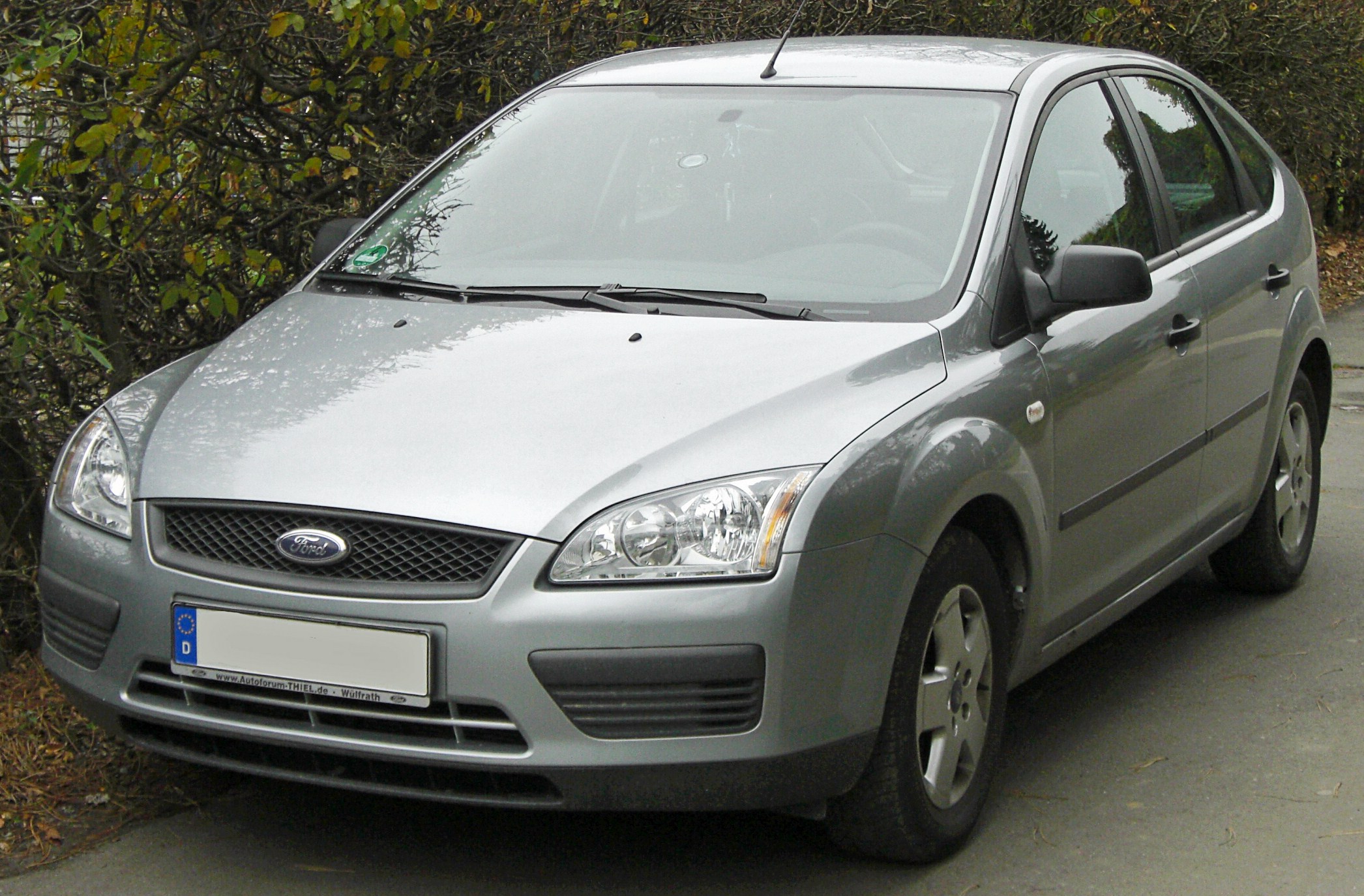 What is the length of a 2004 ford focus #2