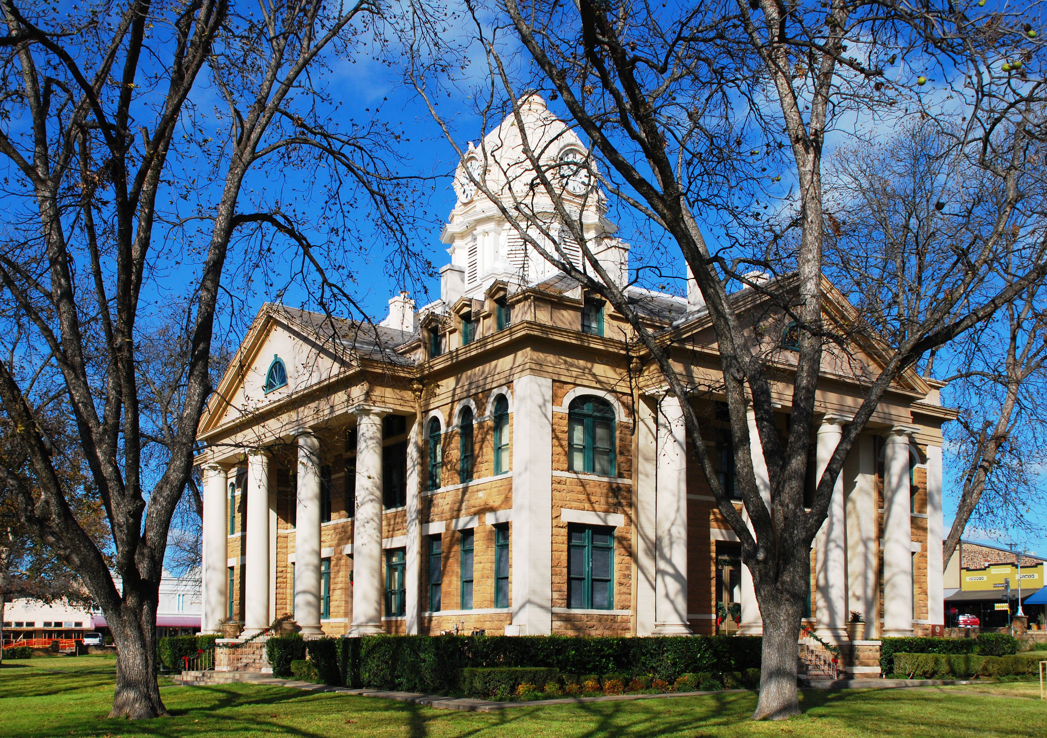 Photo of Mason County Courthouse