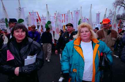 Sandra Cano (right) at the 1998 March for Life