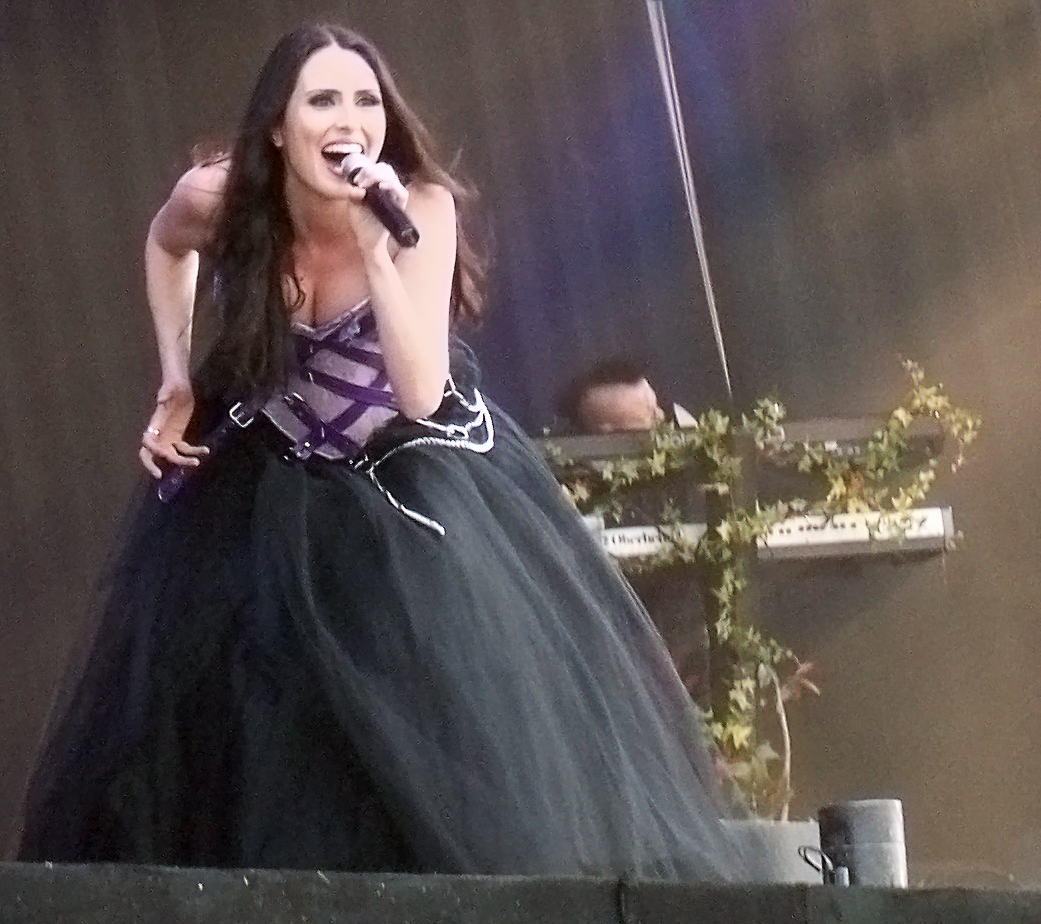 File Sharon Den Adel Within Temptation b Jpg Wikimedia Commons