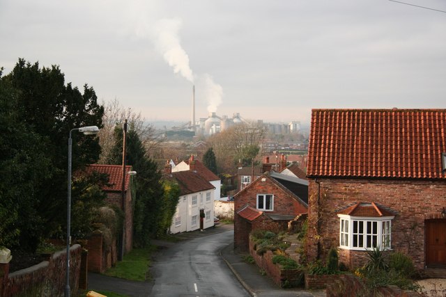 File:Skinners Lane - geograph.org.uk - 1083084.jpg