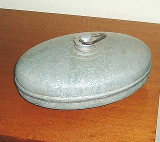 Hot water bottle - Wikipedia