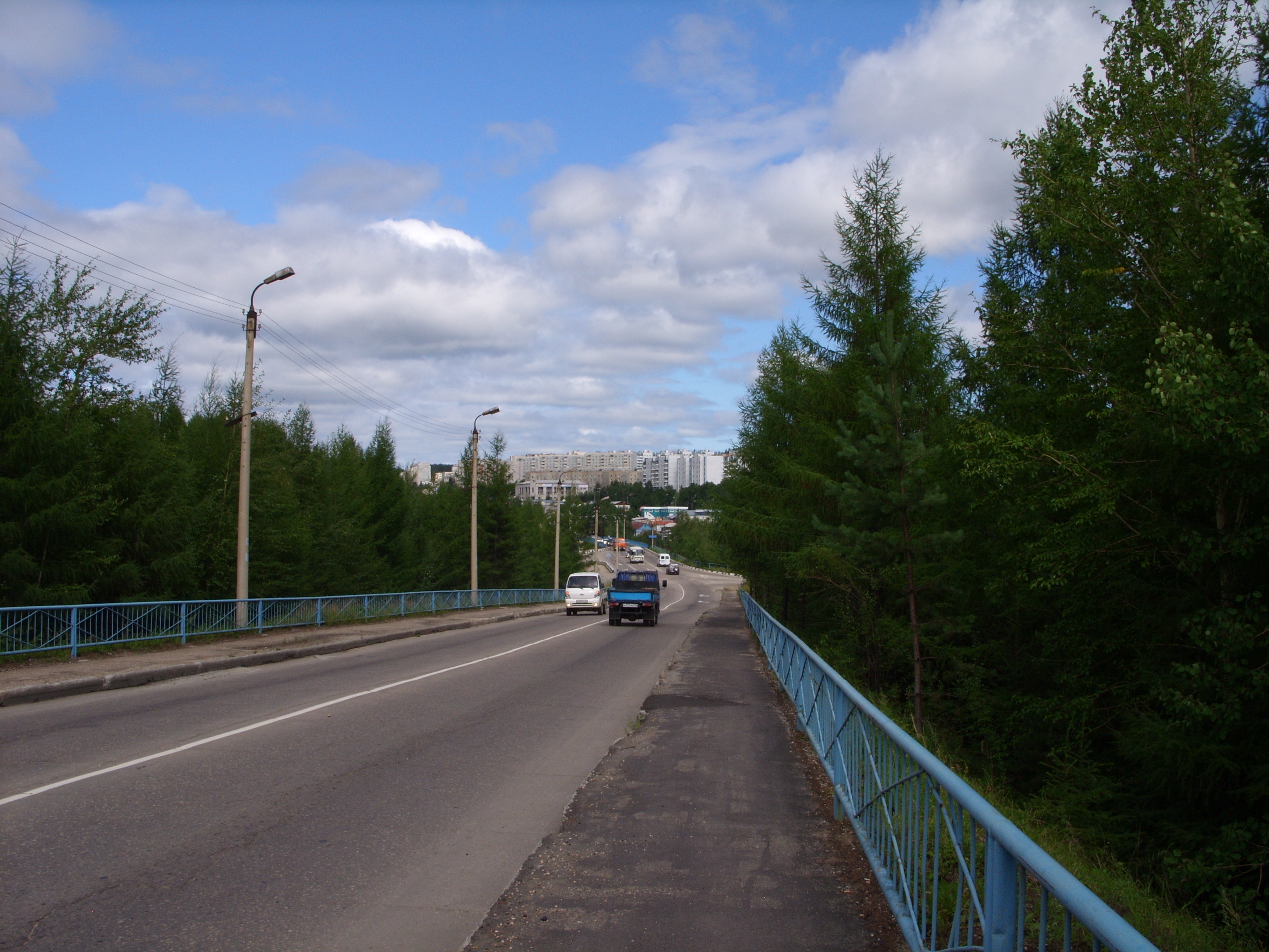 Подвесной мост Тында. Верхне набережная 19 Тында фото. Мульмуга Амурская область фото.