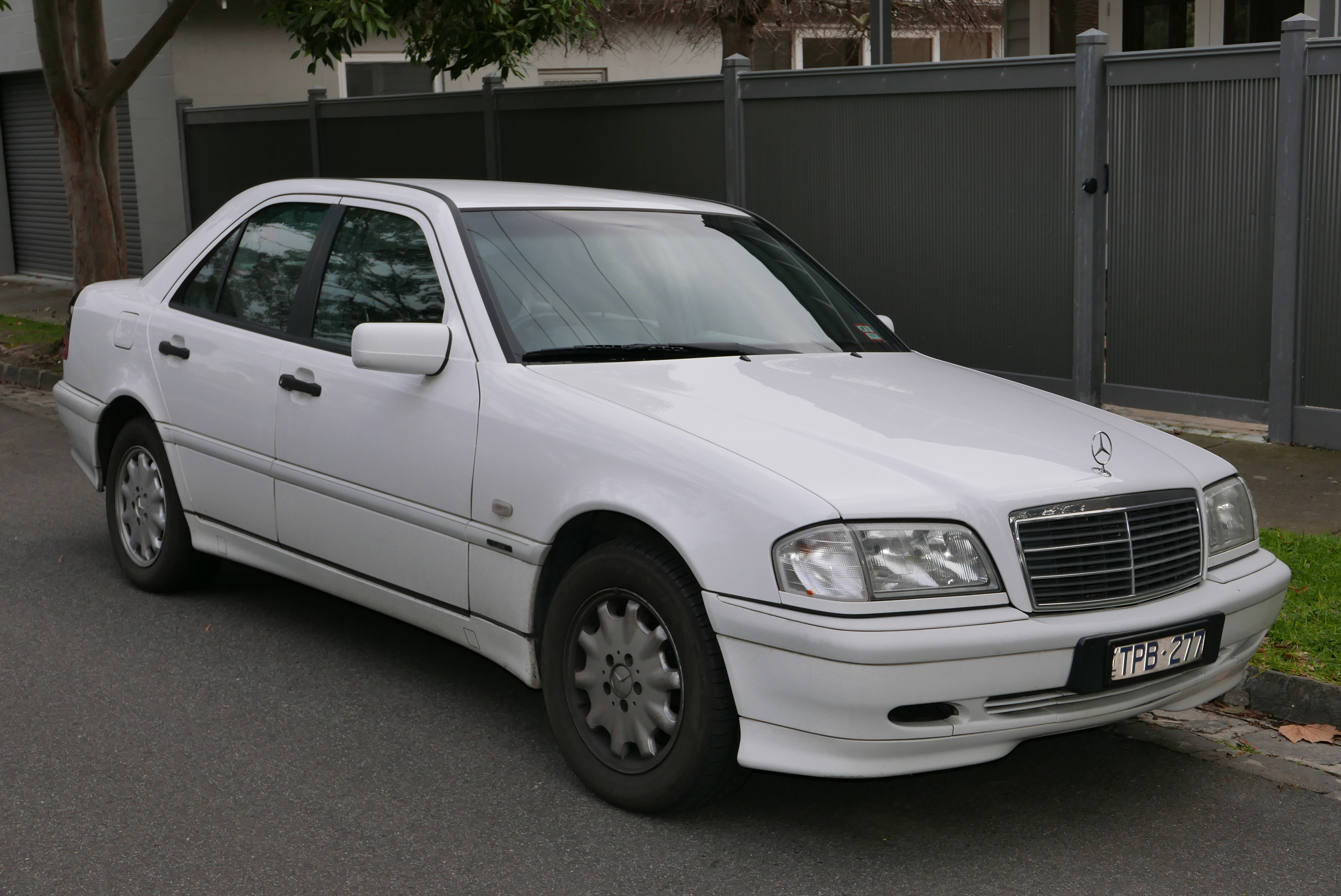 Mercedes Benz w202 Душанбе