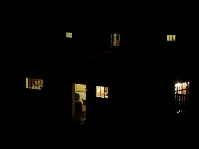 File:Barry Mill at night - geograph.org.uk - 1318266.jpg