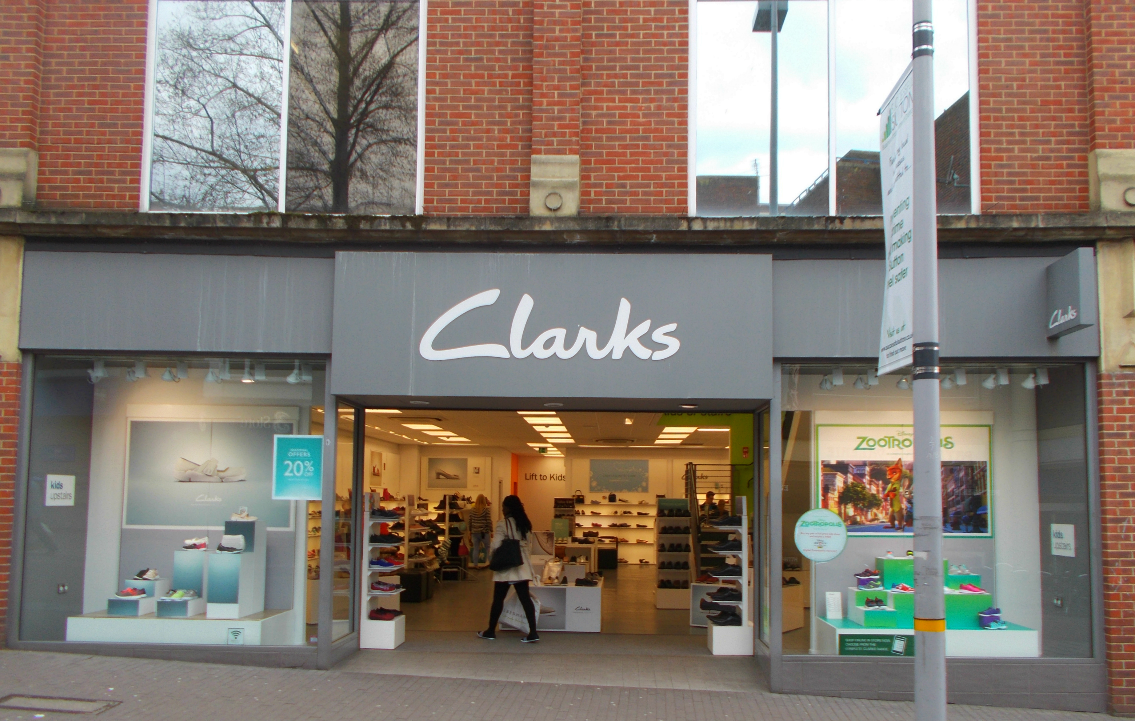 clarks shoes london online