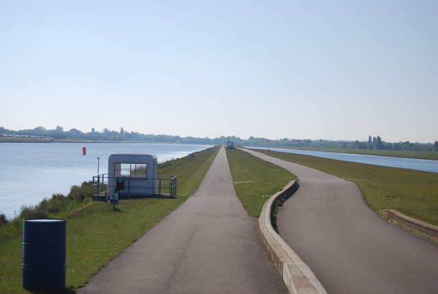 Dorney Lake - geograph.org.uk - 3560537