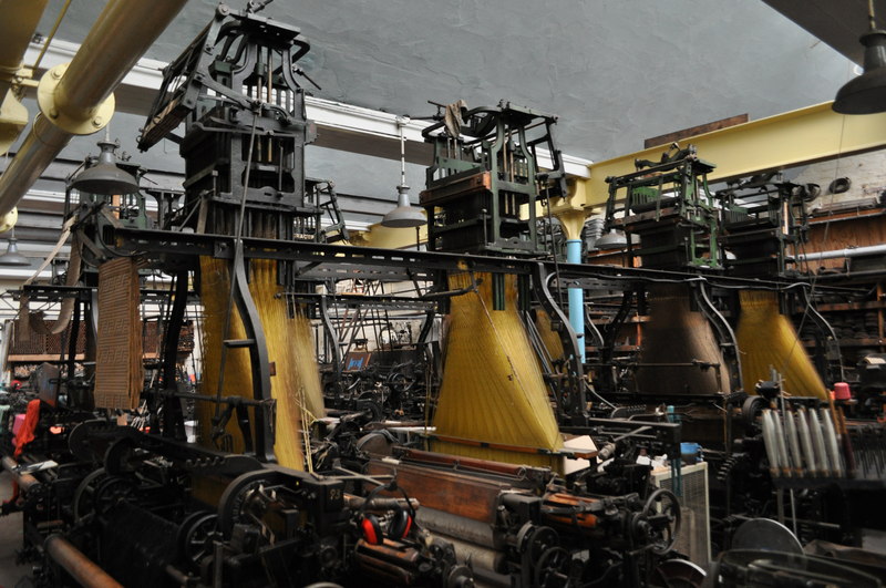 File:Jacquard Loom - geograph.org.uk - 2326269.jpg