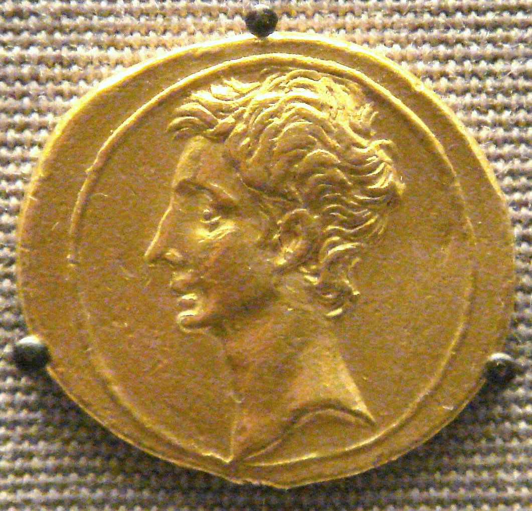 約於公元前30年鑄上奧古斯都頭像的金幣