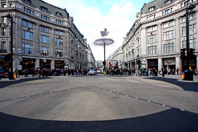 File:Oxford Circus - New crossing - geograph.org.uk - 1568709.jpg