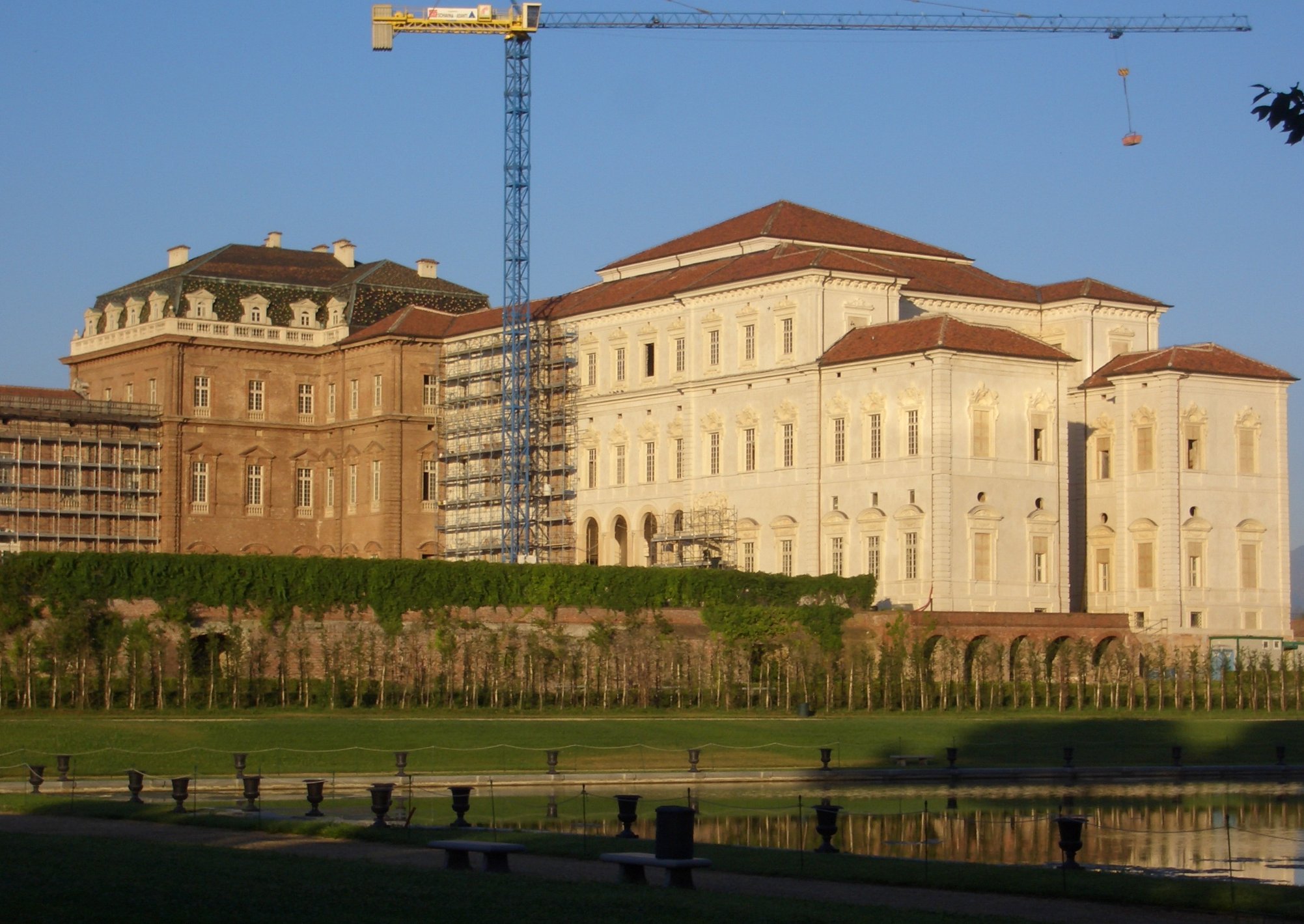 File:Reggia di Venaria Reale - Corpo centrale.jpg - Wikimedia Commons