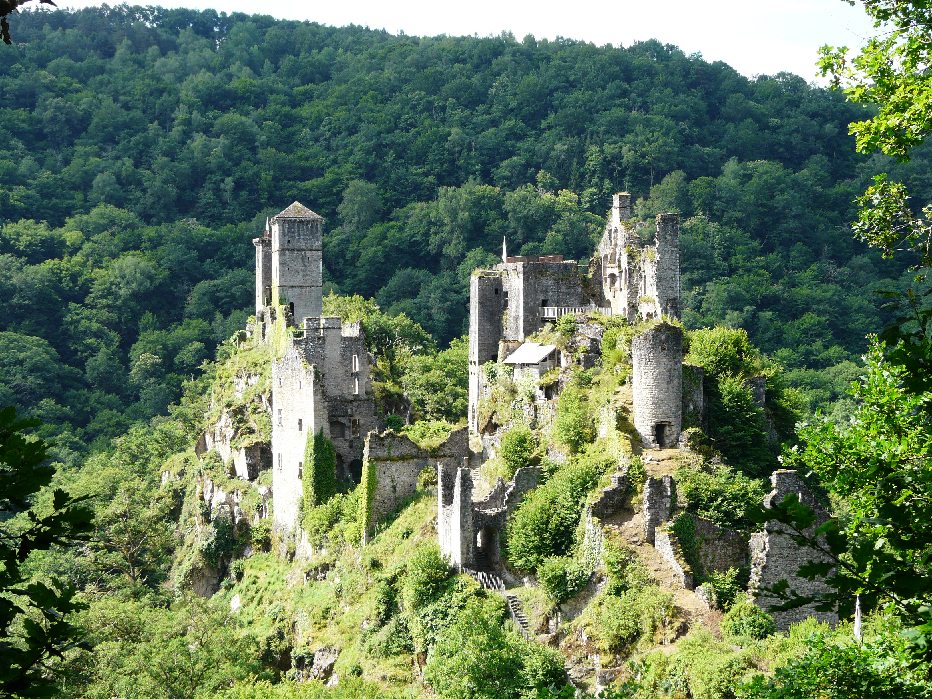 File Saint Geniez  Merle  tours de Merle  depuis D13 2 