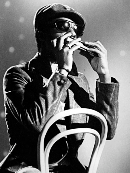 File:Stevie Wonder playing harmonica.png