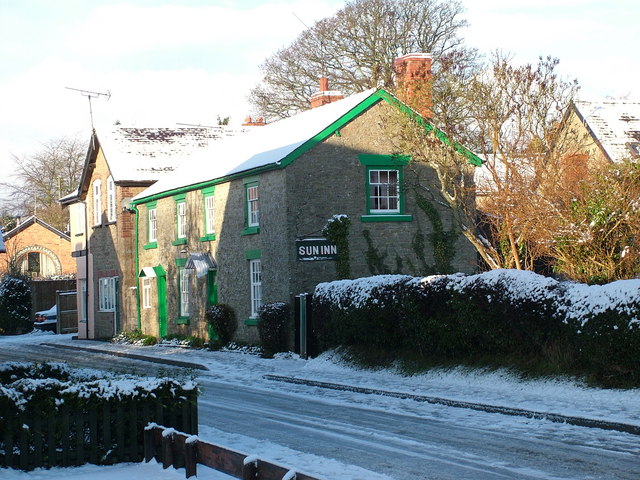 File:Sun Inn, Leintwardine (Geograph 383027 by Peter Evans).jpg