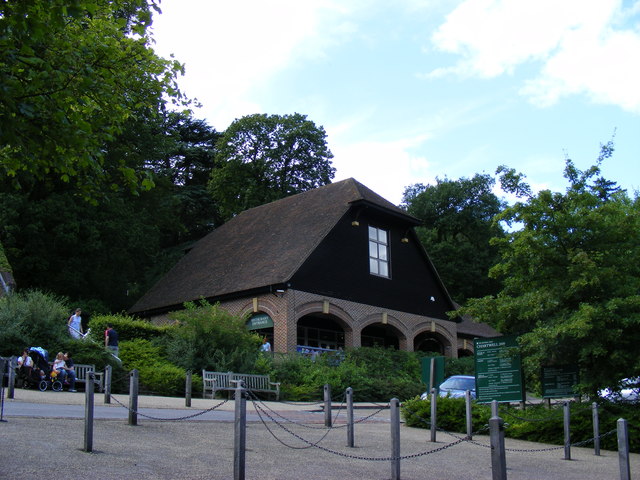 File:The Mulberry Rooms at Chartwell - geograph.org.uk - 1421499.jpg