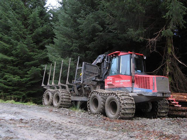 File:Tractor, Buccleuch - geograph.org.uk - 324917.jpg