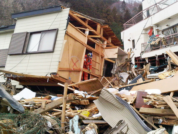 Землетрясение 12 апреля. Небоскребы Японии и землетрясения. 2012 Kamaishi earthquake.