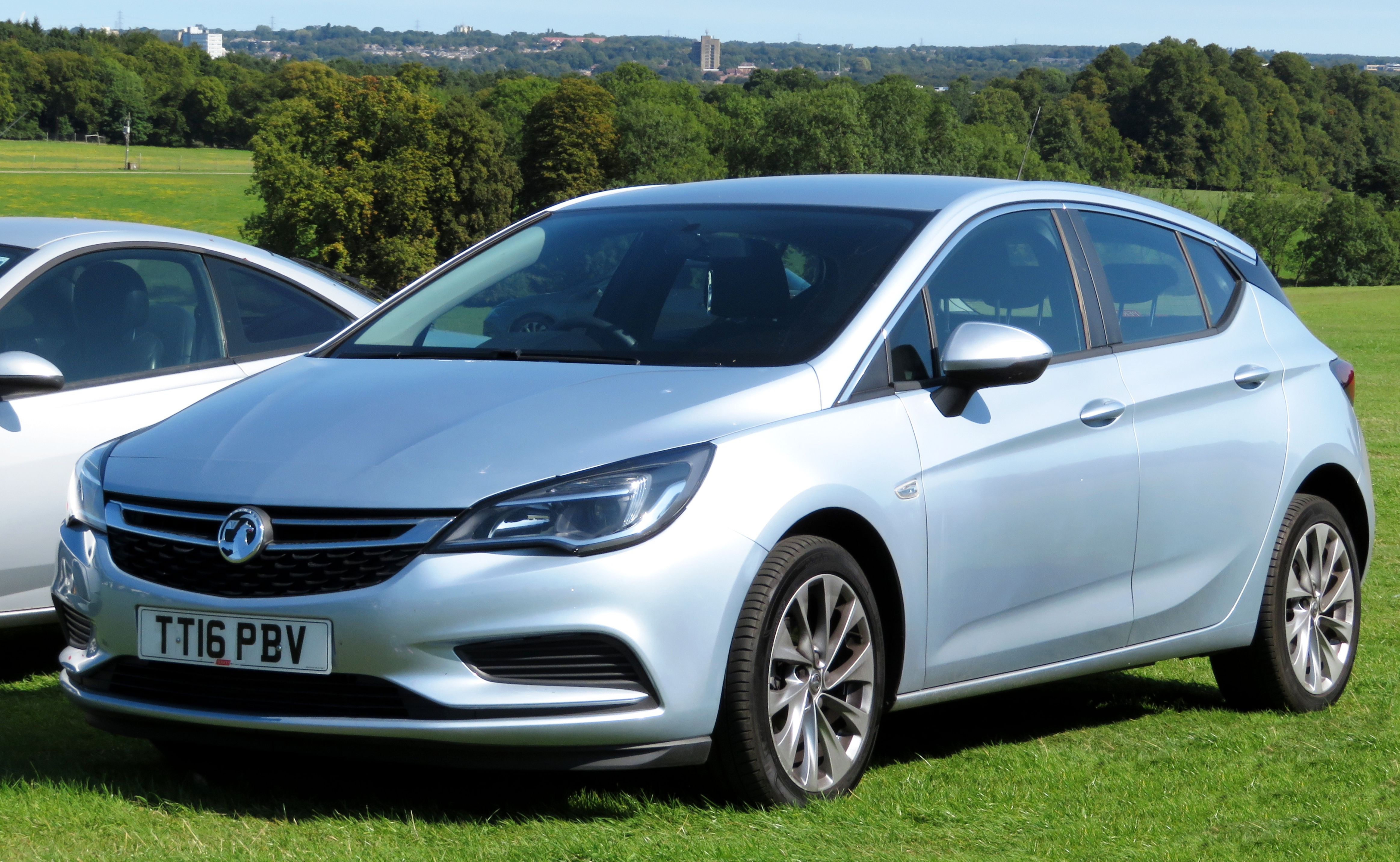 Specs for all Opel Astra G versions