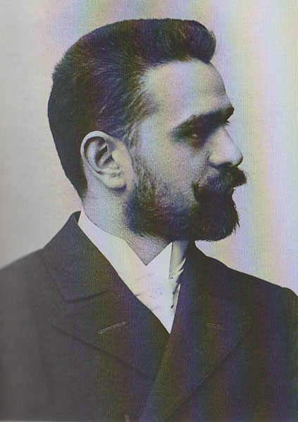 1902 photograph.