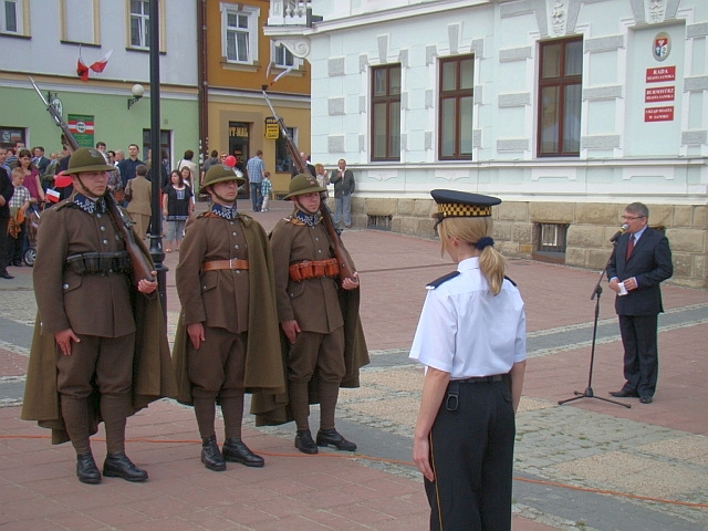 File:4 Flag Day in Sanok.05.02.JPG