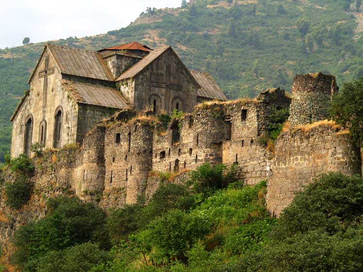 File:Akhtala Monastery.jpg