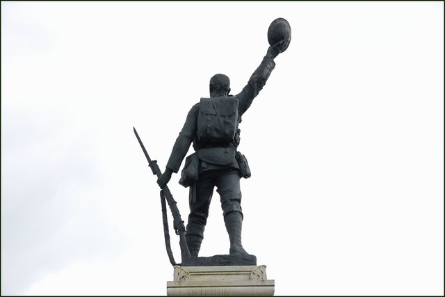 File:Banbridge war memorial - geograph.org.uk - 508996.jpg