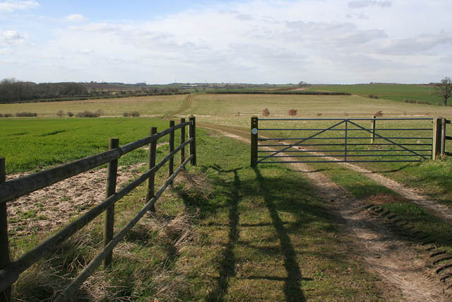 File:Bridleway near Bitchfield - geograph.org.uk - 367676.jpg