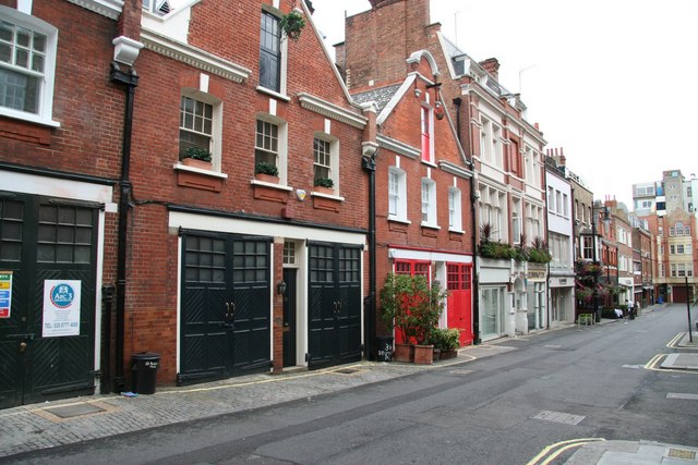 File:Bruton Place W1 - geograph.org.uk - 911971.jpg