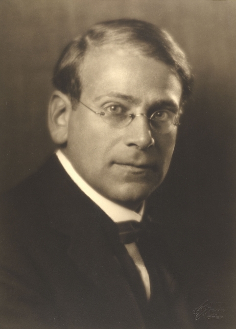 Egon Wellesz 1927, Aufnahme von [[Georg Fayer