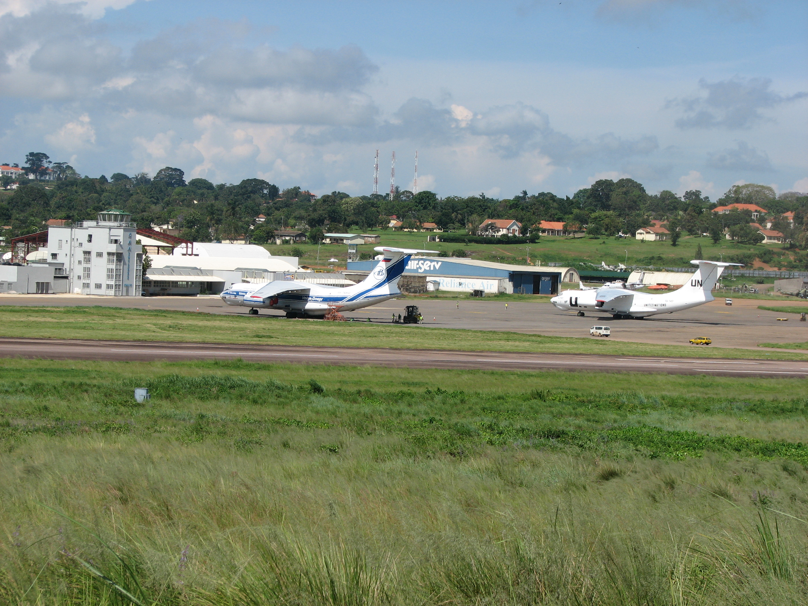 File:Entebbe Uganda Airport Old Tower.jpg - Wikimedia Commons