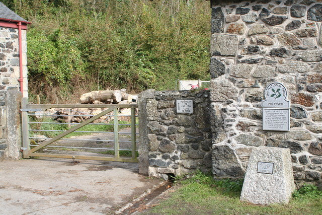 File:Gateway on the path to Carleon Cove - geograph.org.uk - 1542236.jpg