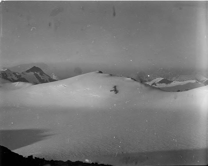 File:Gilkey Glacier, icefield, 1955 (GLACIERS 6249).jpg