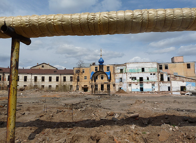 File:Kazansky Bogoroditsky Monastery-2.jpg