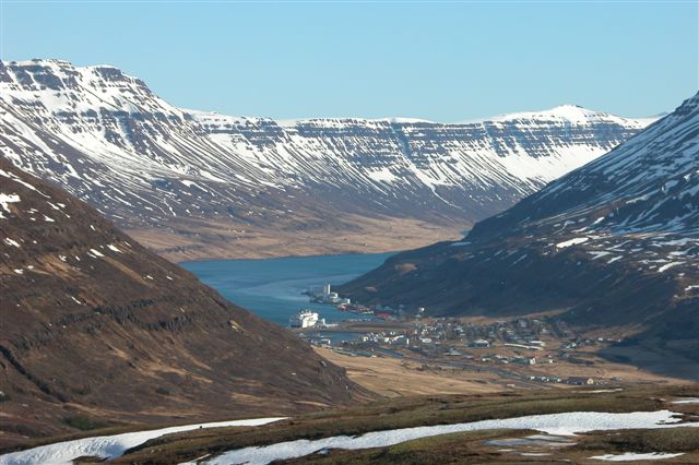 File:Seyðisfjörður.10.jpg