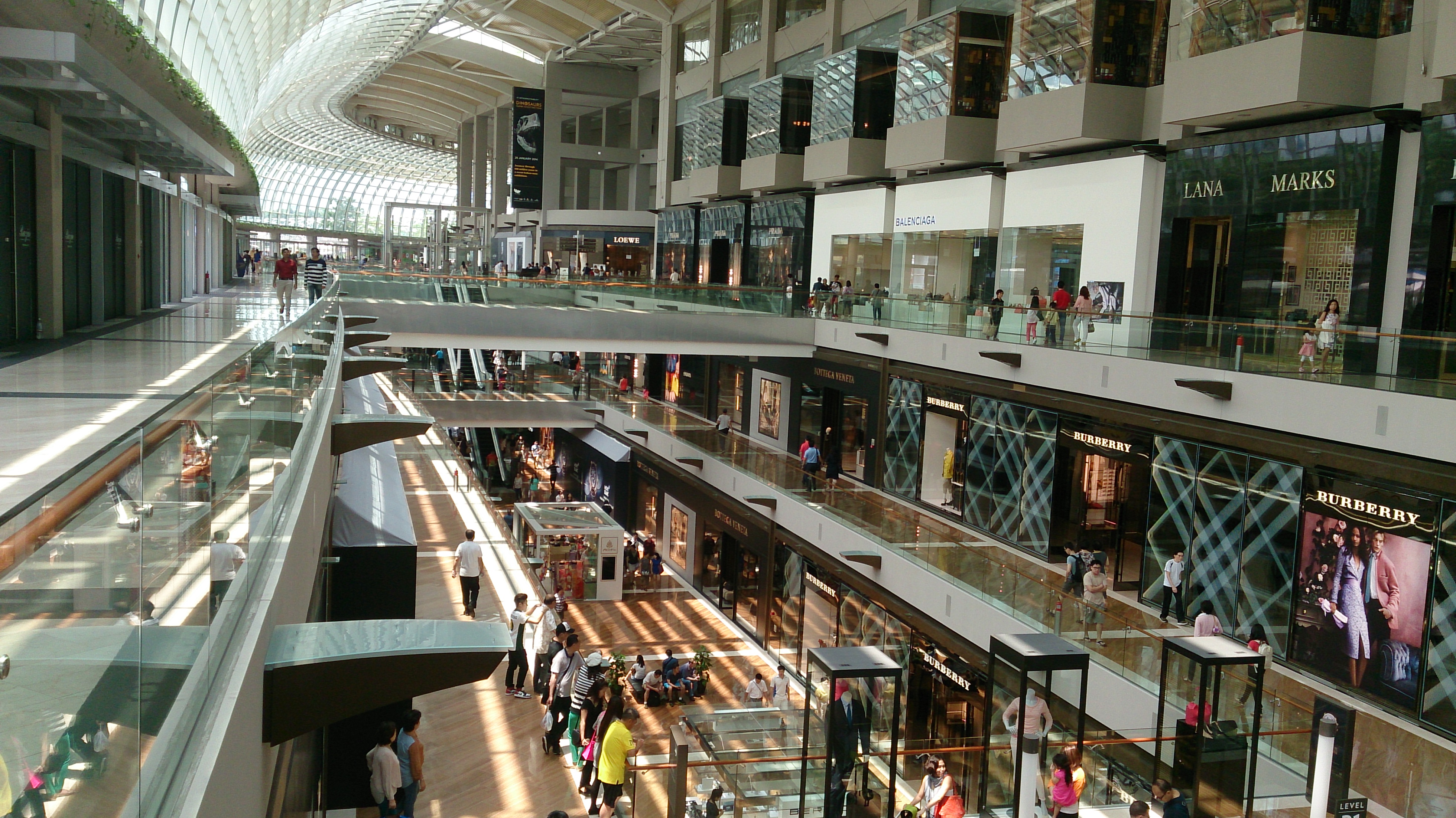 balenciaga marina bay sands