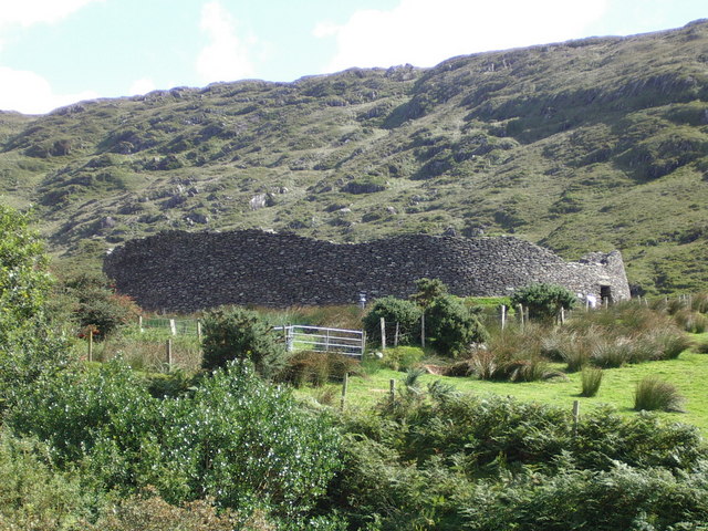 File:Staigue Fort - geograph.org.uk - 769902.jpg